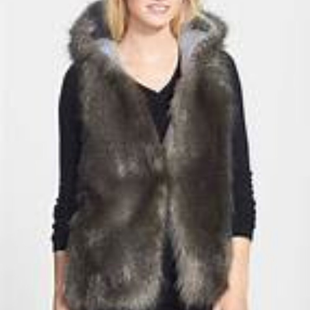 Jessica Simpson Faux Fur Grey Vest with hood Size M